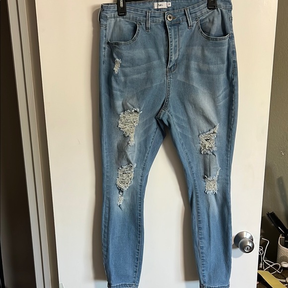 Rue21 Denim - Rue 21 Light Blue Distressed Women's Jeans